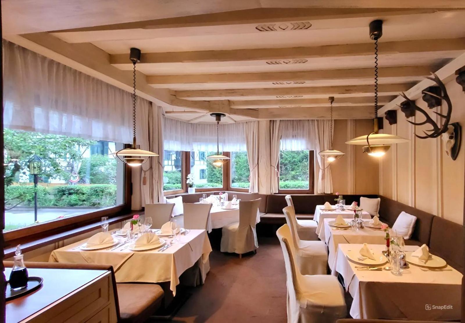 Hotel-Restaurant Batzenhaeusl Innsbruck Exterior photo